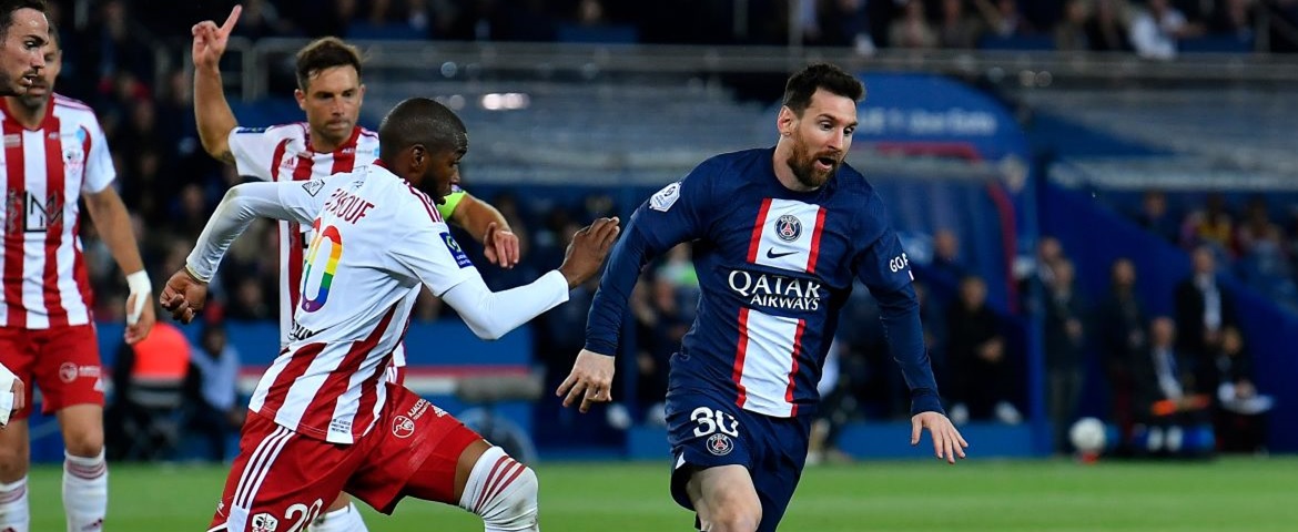 All teams hope to get PSG’s Lionel Messi on their side 1 Lionel Messi contract ends